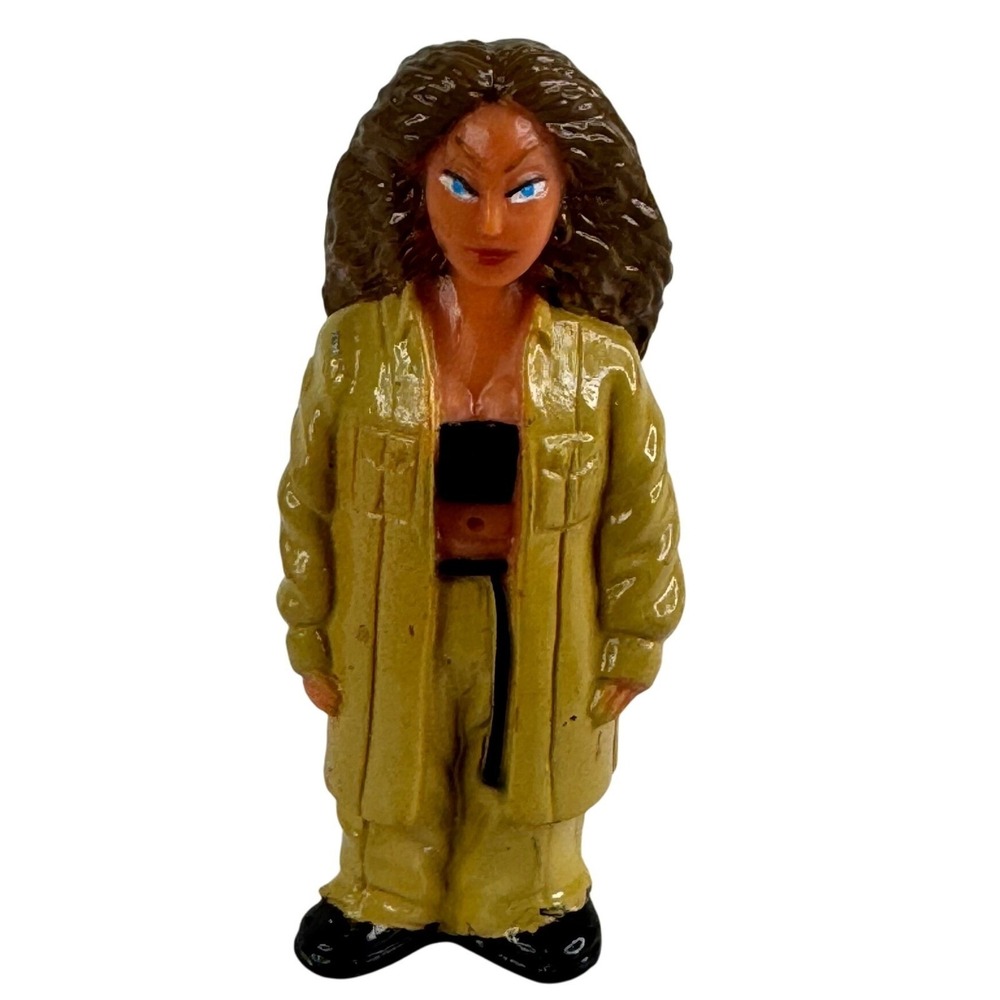 Homies Huera Chola Series 5 Minifigure 1/32 Scale